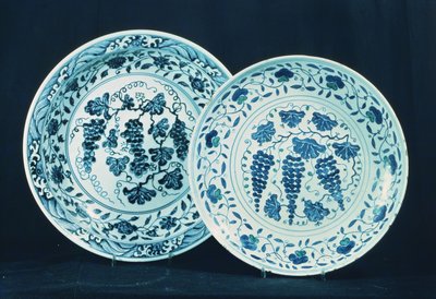 The Influence of Chinese Porcelain to Near Eastern Pottery by Unbekannt Unbekannt